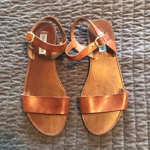 STEVE MADDEN sandals